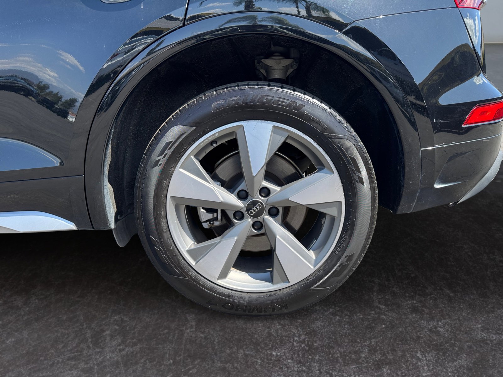 Used 2022 Audi Q5 2.0T Premium Plus w/ Premium Plus Package AWD/4WD image 14