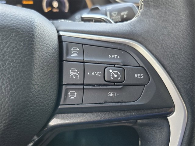 Used 2022 Jeep Grand Cherokee L Laredo image 26