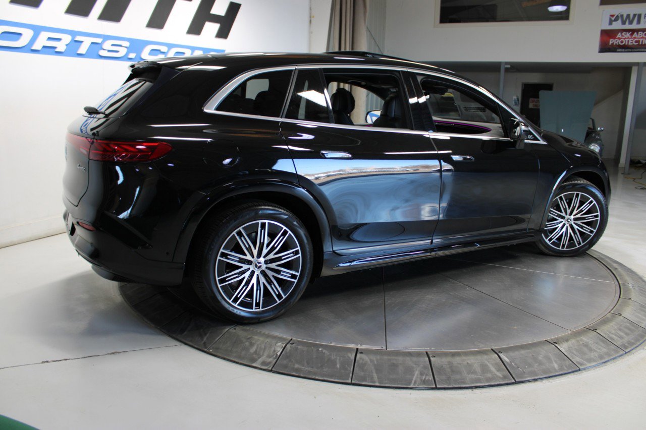 Used 2023 Mercedes-Benz EQS 580 4MATIC SUV image 6