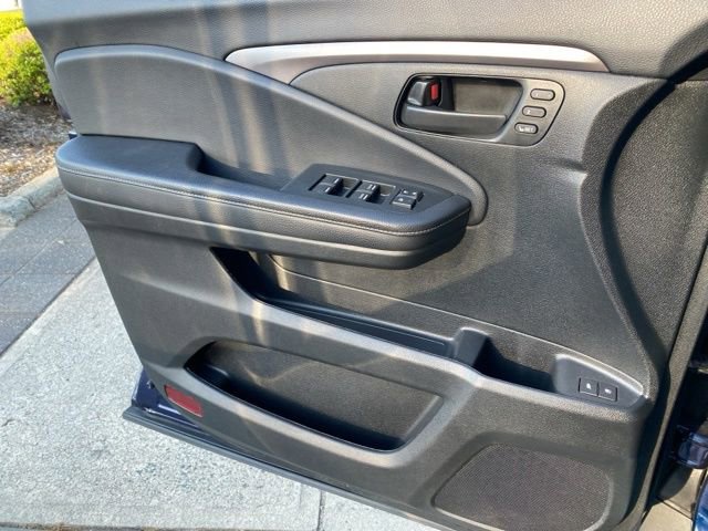 Used 2022 Honda Passport EX-L image 17