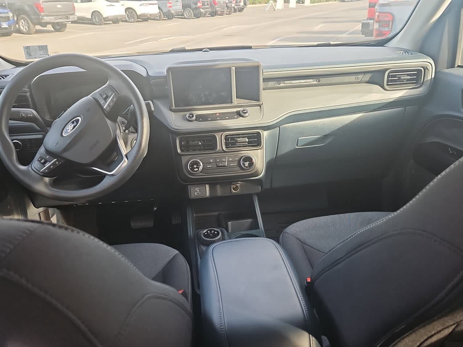 Used 2023 Ford Maverick XL image 10