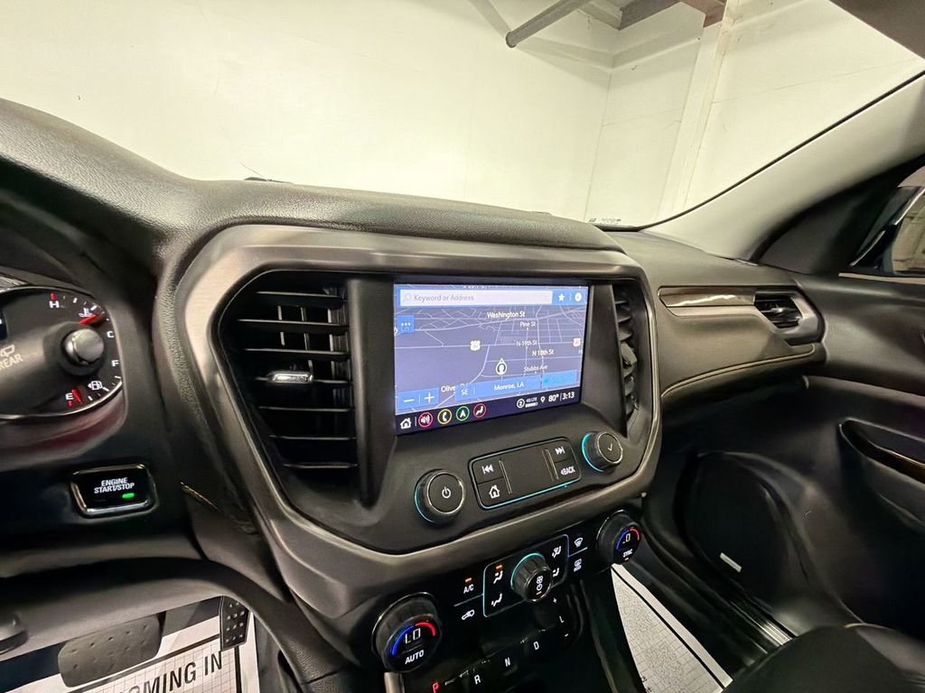Used 2022 GMC Acadia AT4 w/ Technology Package image 18