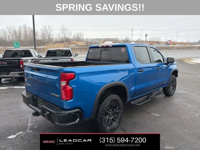 Used 2022 Chevrolet Silverado 1500 ZR2 w/ Technology Package image 6