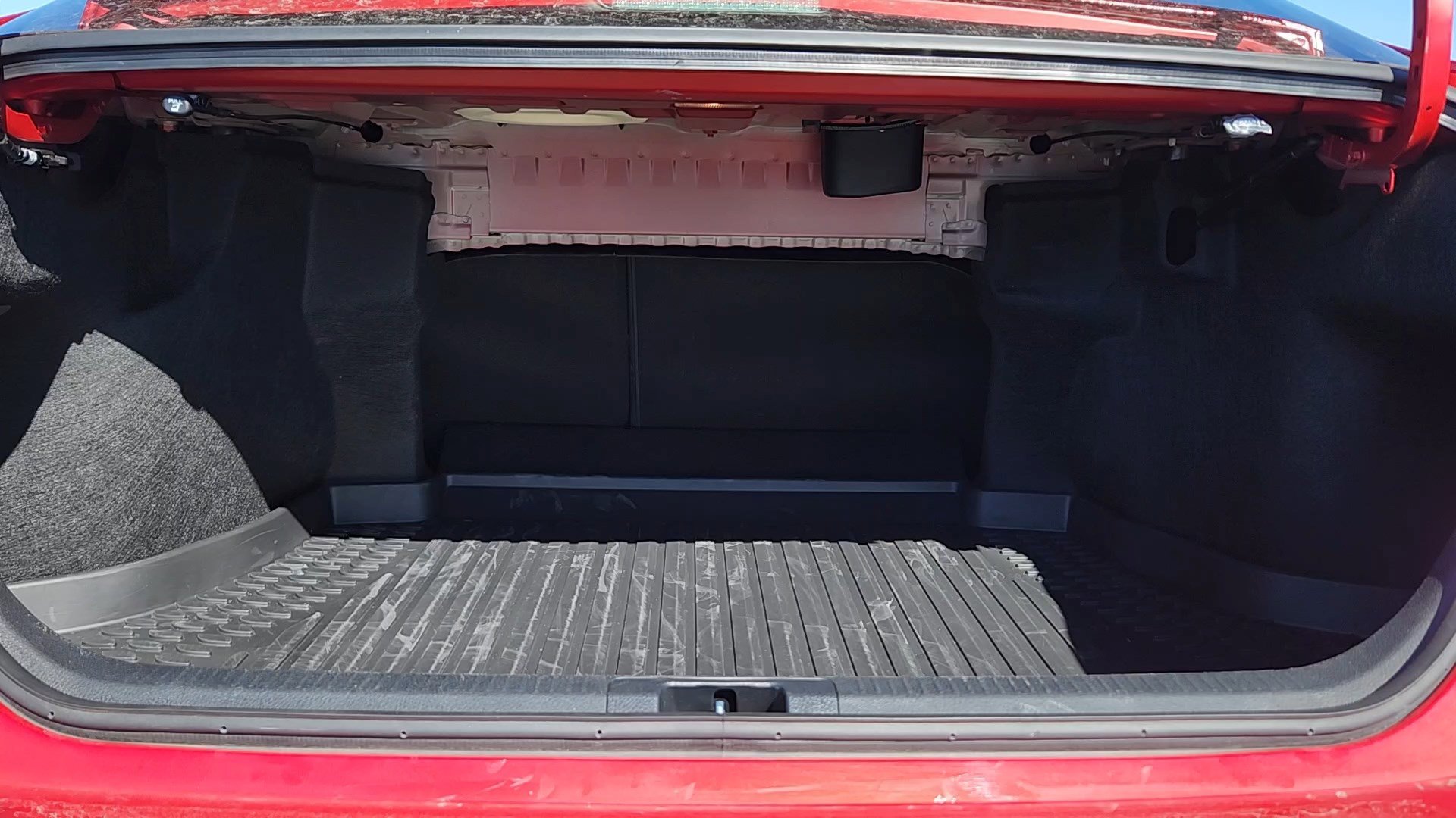 Used 2025 Toyota Camry SE w/ Convenience Package image 19