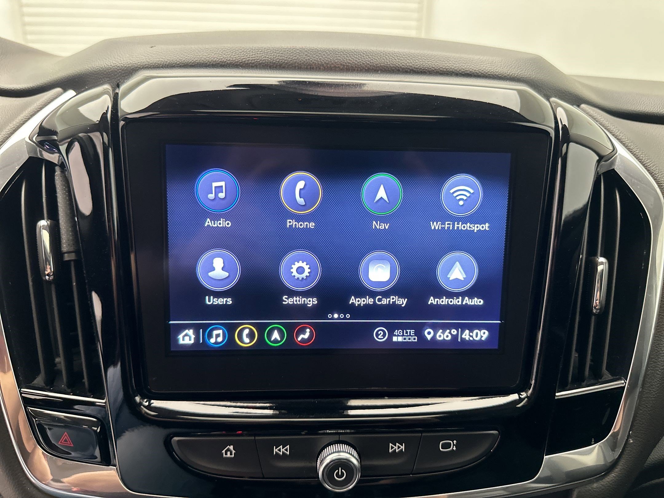 Used 2020 Chevrolet Traverse RS w/ LPO, Floor Liner Package image 22