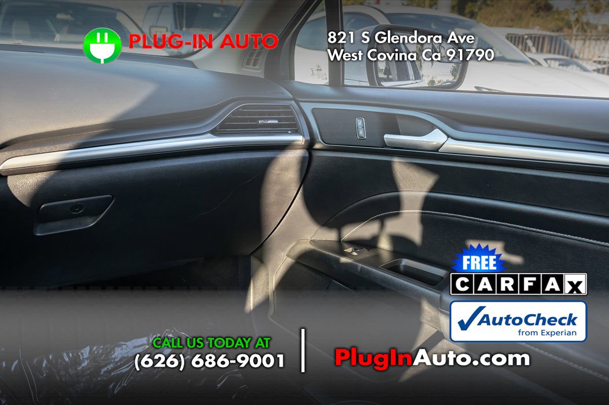 Used 2018 Ford Fusion Energi Titanium image 17