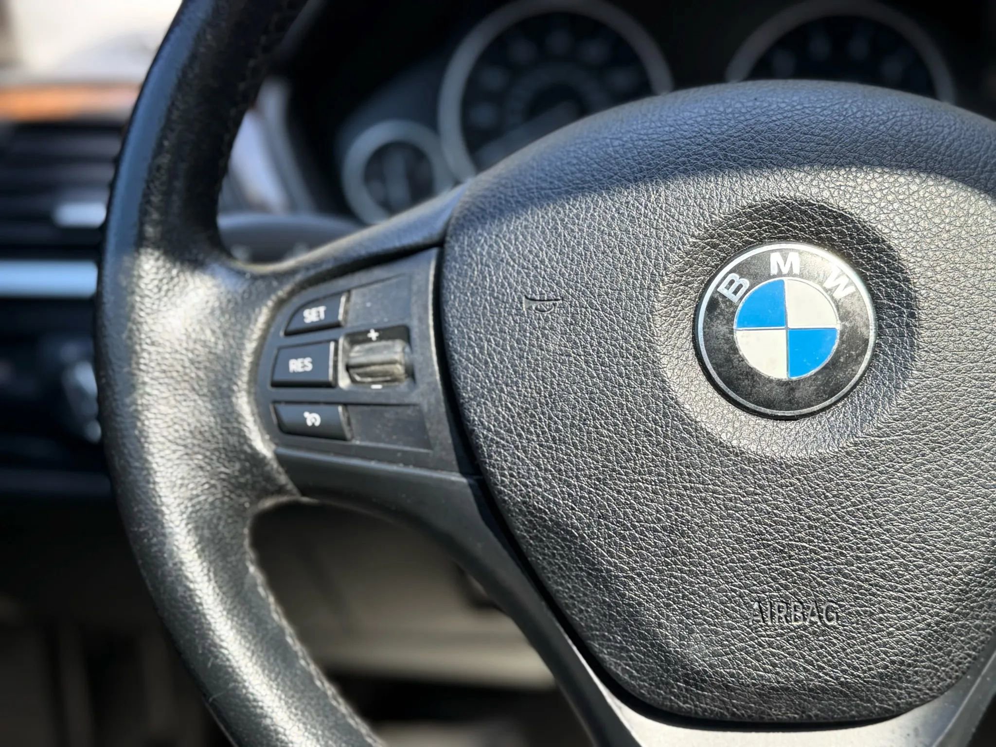 Used 2015 BMW 320i Sedan RWD image 27