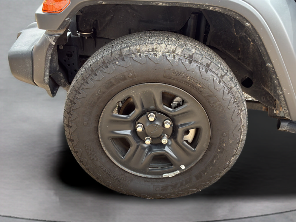 Used 2025 Jeep Wrangler Unlimited Sport AWD/4WD image 43