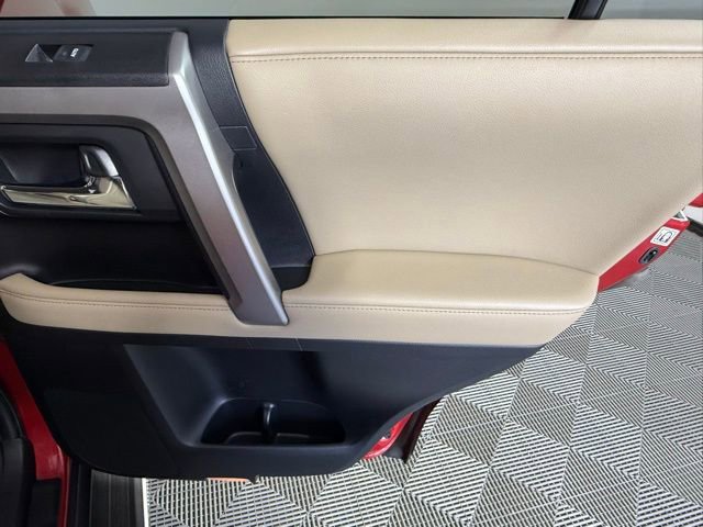 Used 2020 Toyota 4Runner SR5 Premium w/ Moonroof Package image 44