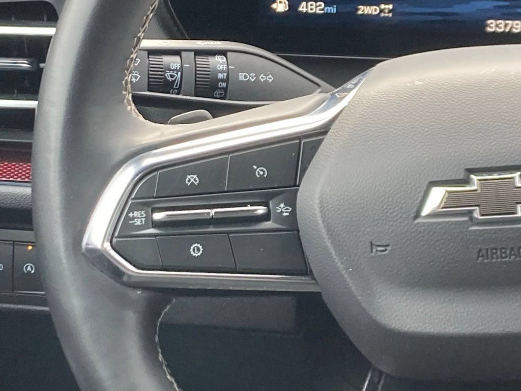 Used 2025 Chevrolet Traverse Z71 AWD/4WD image 9