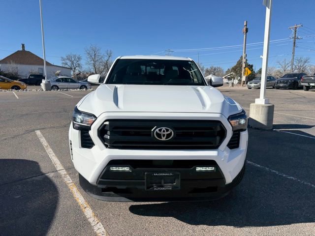 Used 2025 Toyota Tacoma SR5 image 2