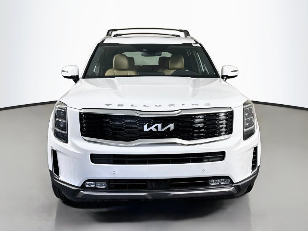 Used 2022 Kia Telluride SX w/ Towing Package FWD image 2