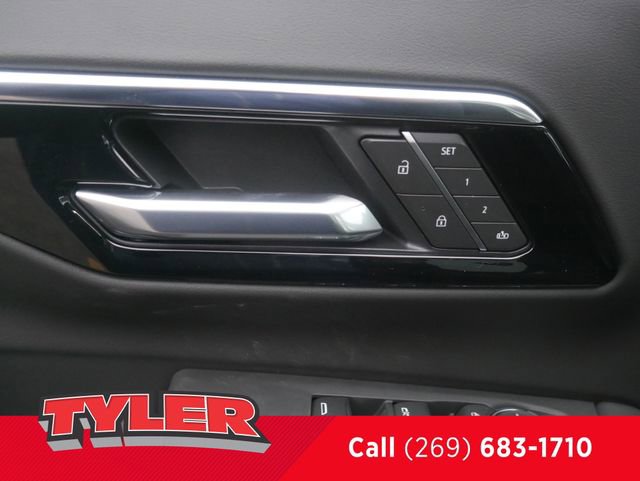 New 2026 Chevrolet Suburban Premier w/ Sun And Tow Package image 25