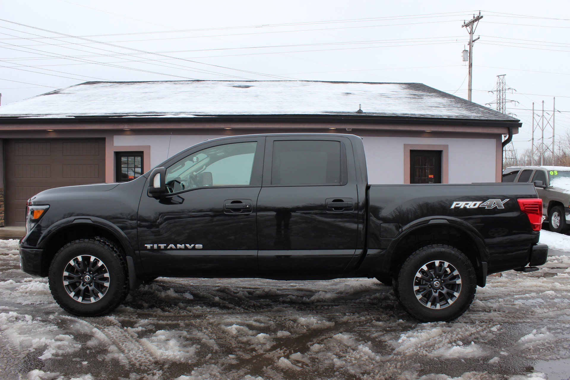 Used 2019 Nissan Titan PRO-4X w/ Pro-4x Utility Package image 10