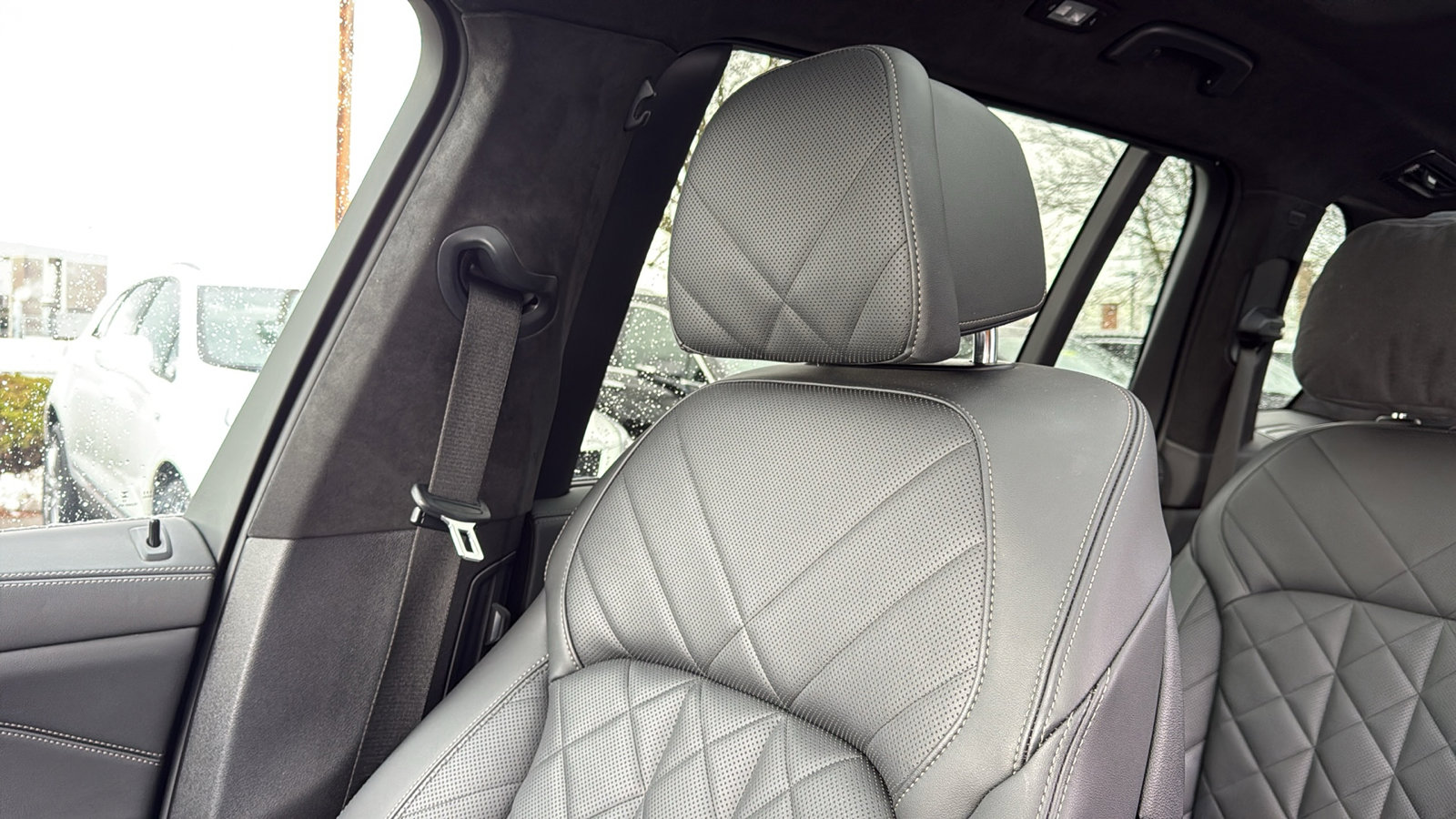 Used 2023 BMW X7 xDrive40i w/ Executive Package image 24