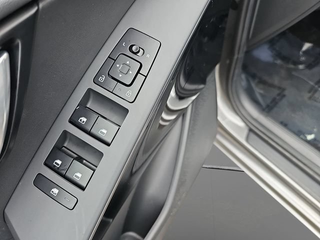 Used 2024 Kia Niro Wind FWD image 22