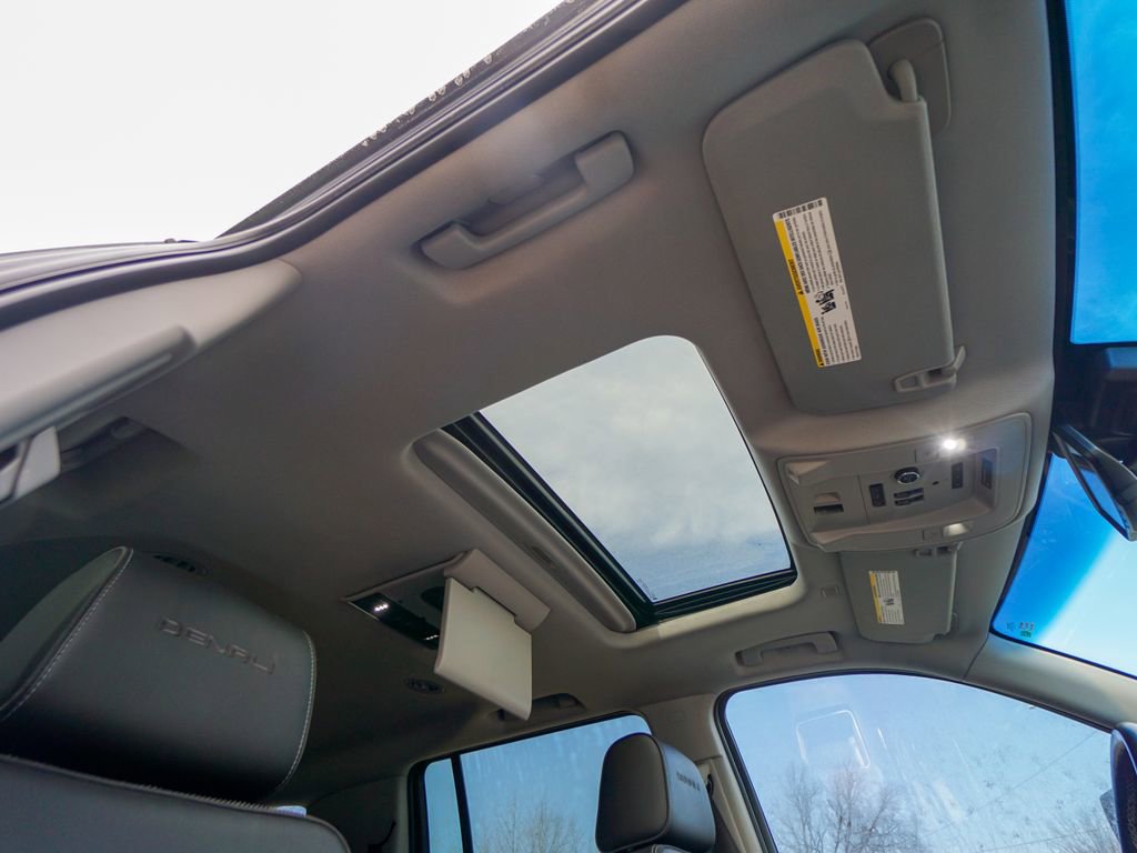 Used 2019 GMC Yukon XL Denali w/ Denali Ultimate Package image 37