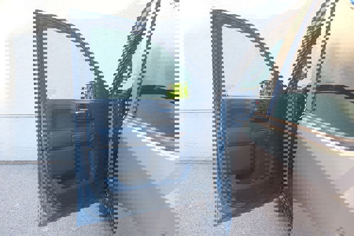 Used 2021 Chevrolet Silverado 1500 LT image 10