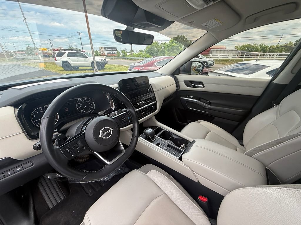 Used 2023 Nissan Pathfinder SL FWD image 14