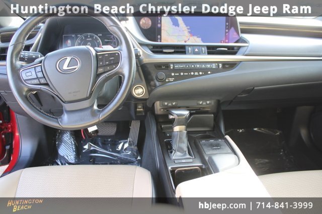Used 2019 Lexus ES 350 image 12