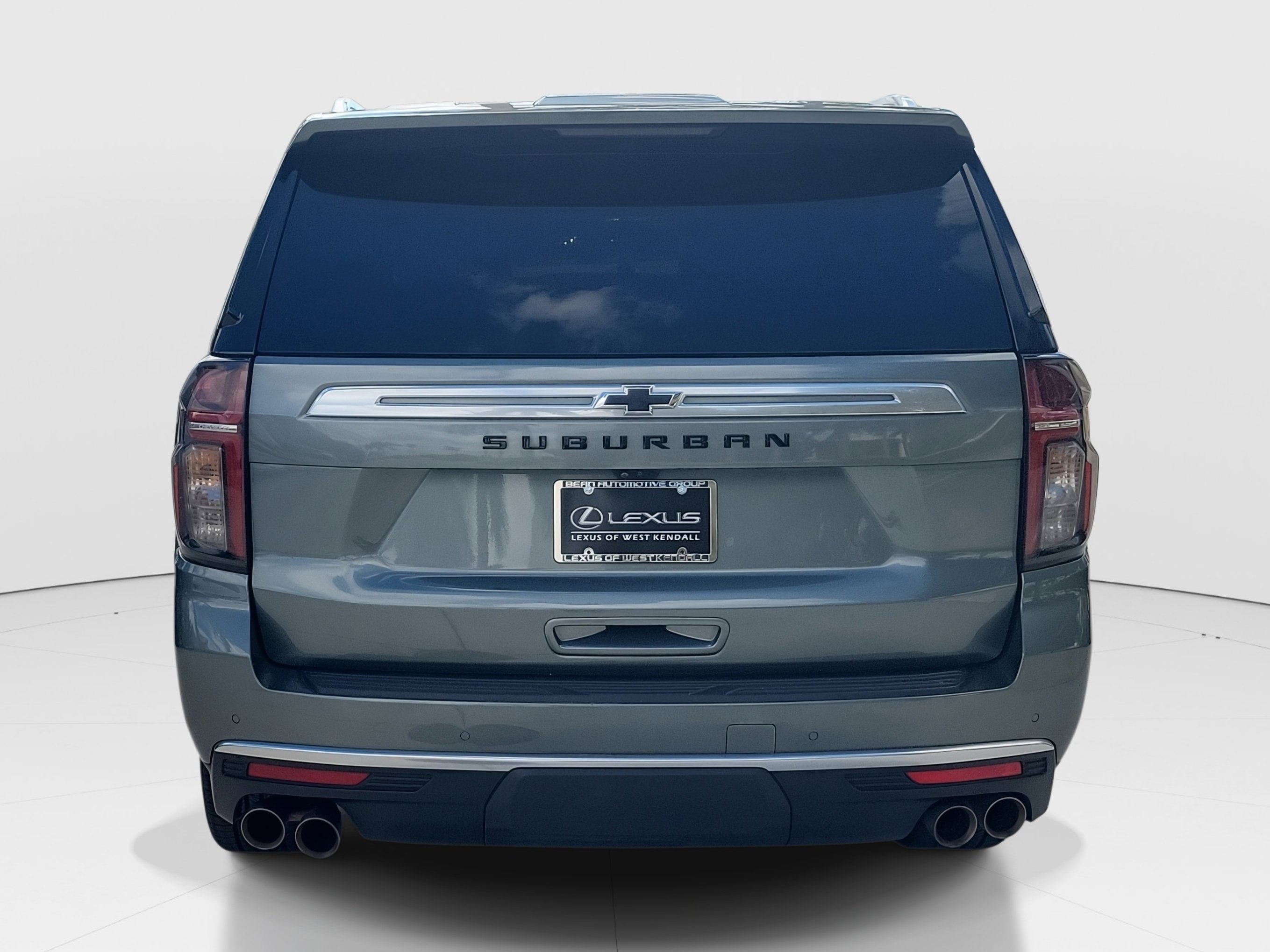 Used 2023 Chevrolet Suburban High Country image 6