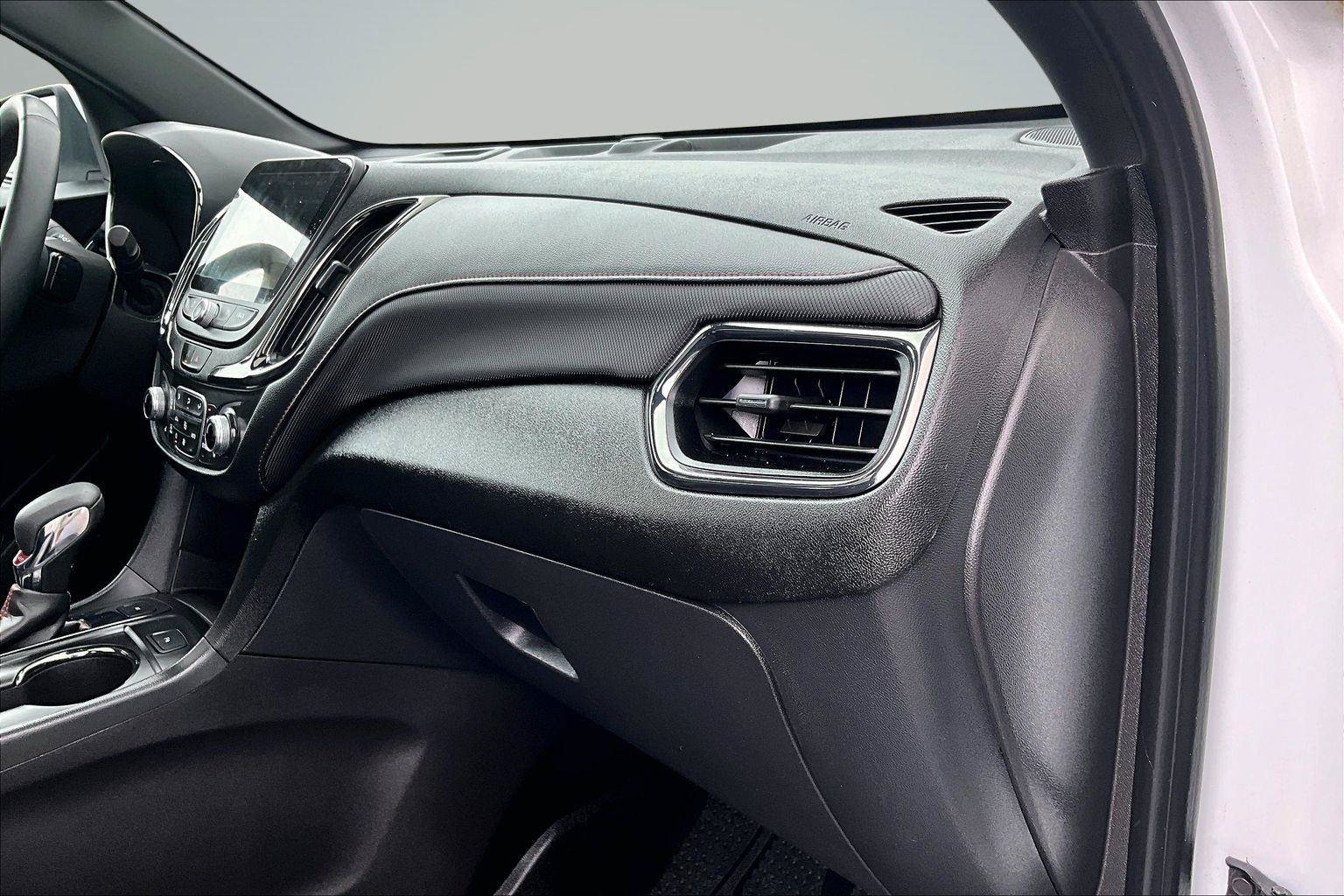 Used 2024 Chevrolet Equinox RS w/ RS Leather Package AWD/4WD image 18