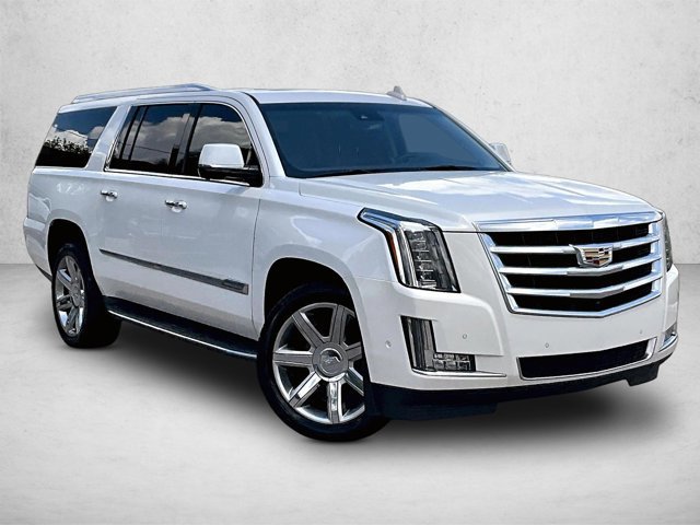 Used 2017 Cadillac Escalade ESV Luxury RWD image 11