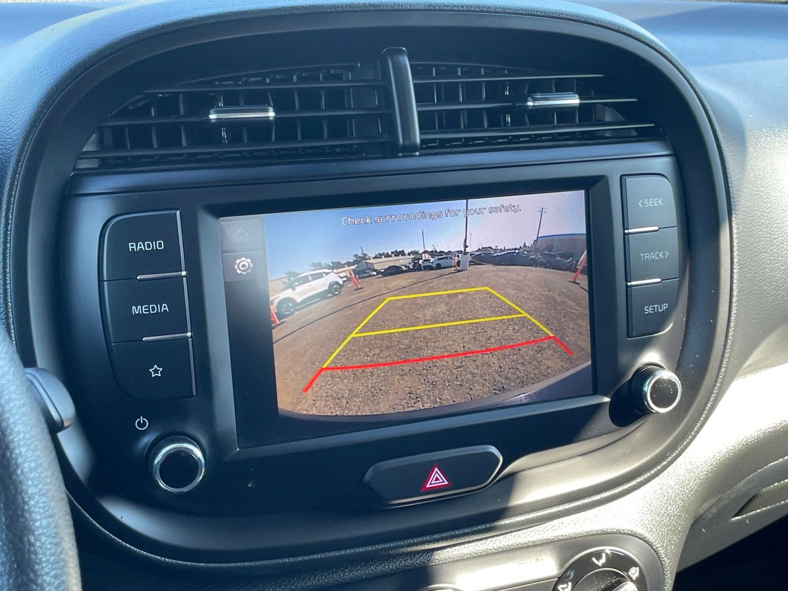 Used 2025 Kia Soul LX w/ LX Technology Package image 22