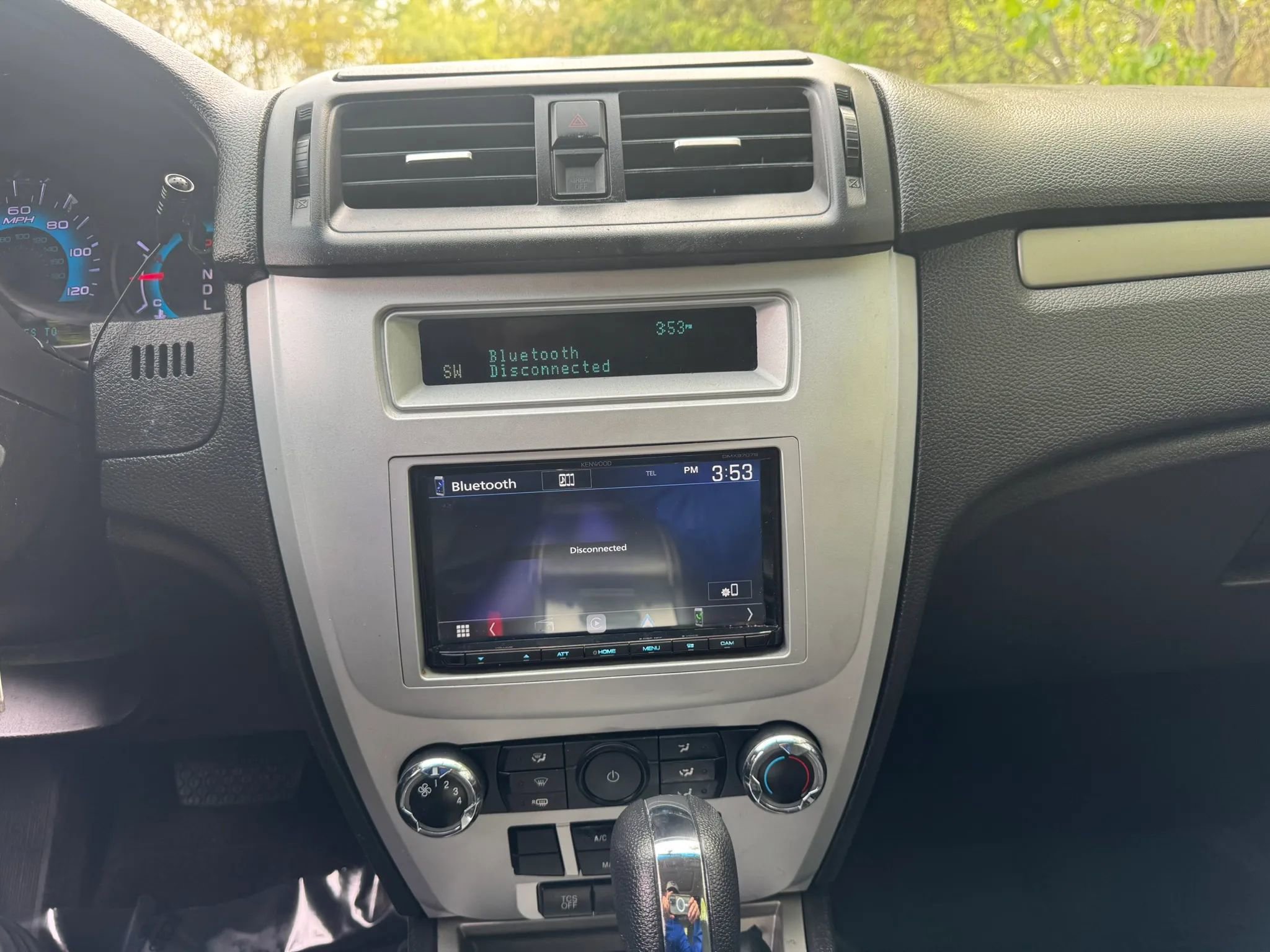 Used 2012 Ford Fusion SE image 19