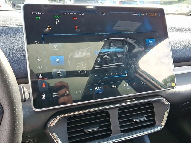 Used 2023 VinFast VF 8 Plus image 20