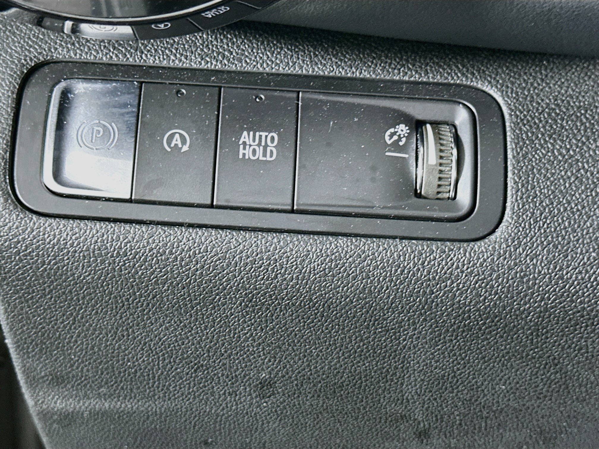 Used 2025 Chevrolet Equinox LT FWD image 17