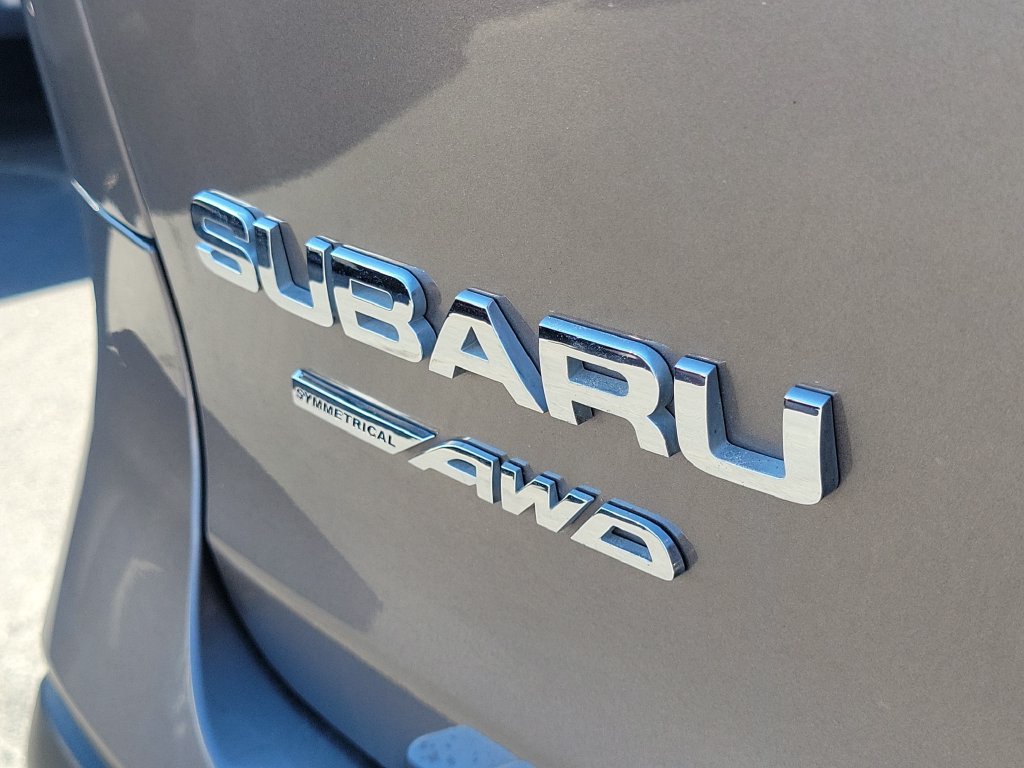 Used 2021 Subaru Ascent Limited w/ Technology Package AWD/4WD image 10