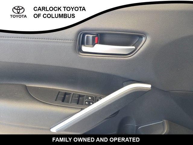 Used 2023 Toyota Corolla Cross AWD Hybrid w/ Convenience Package image 12
