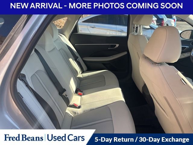 Used 2023 Hyundai Sonata SE w/ Preferred Accessory Package image 11