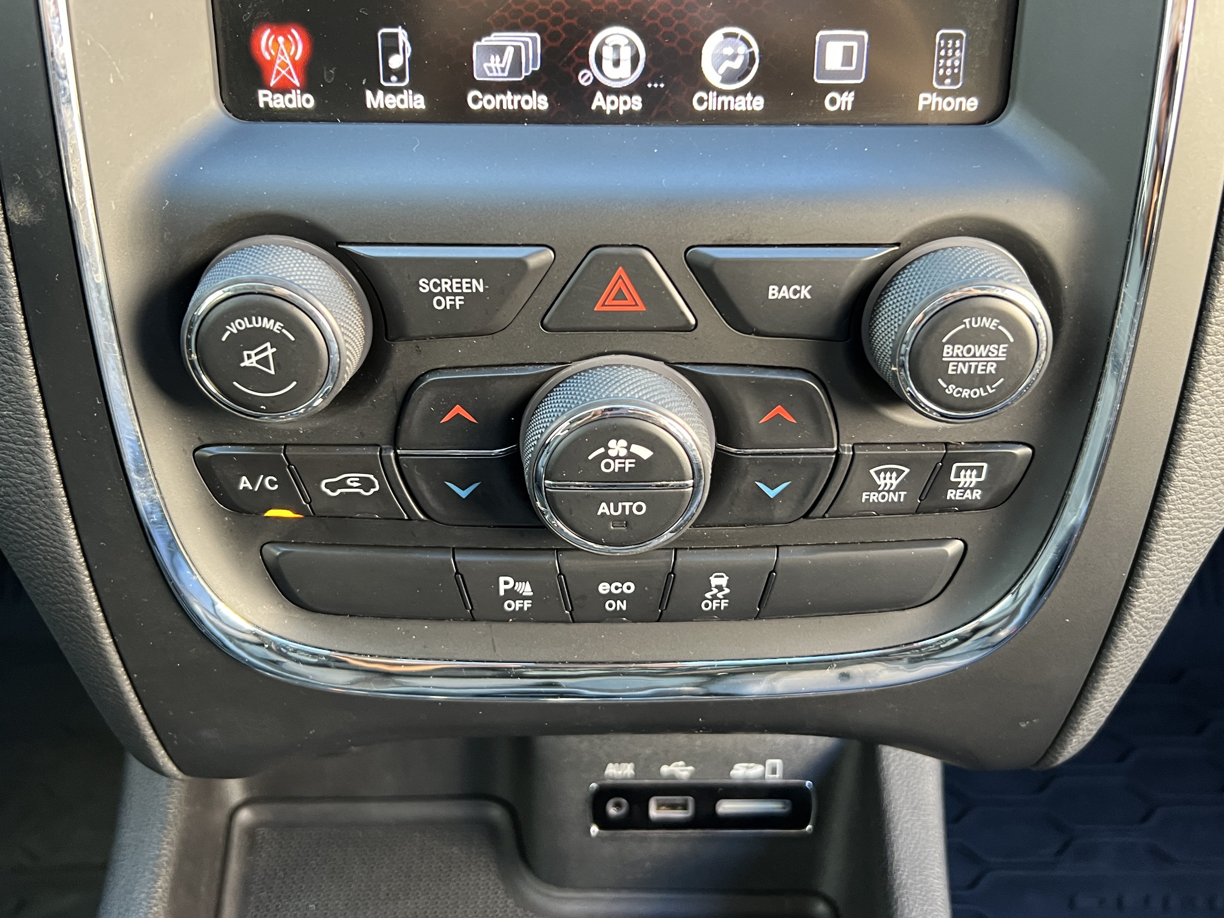 Used 2014 Dodge Durango Limited w/ Premium Group AWD/4WD image 33