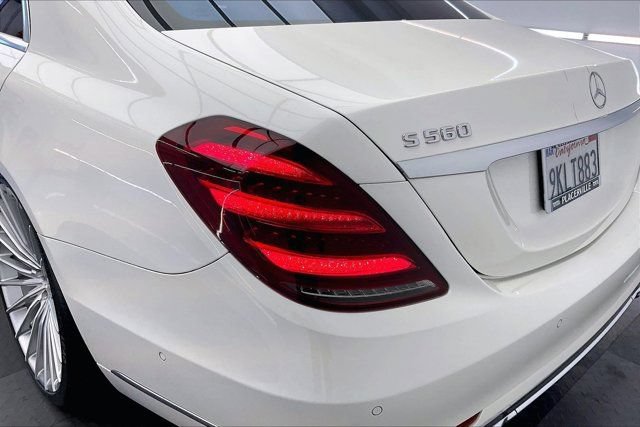Used 2019 Mercedes-Benz S 560 Sedan image 30