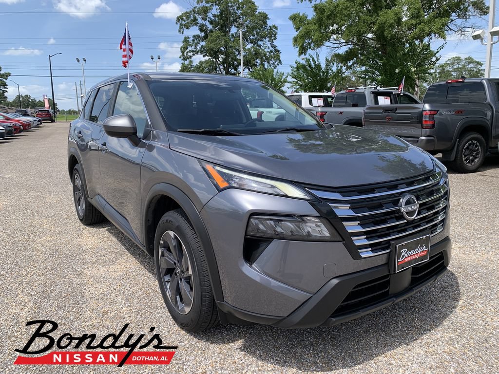 Used 2025 Nissan Rogue SV