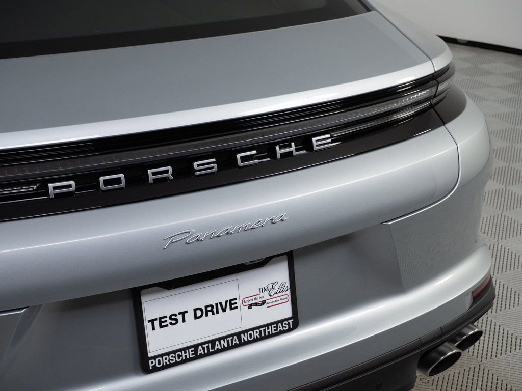New 2026 Porsche Panamera image 36