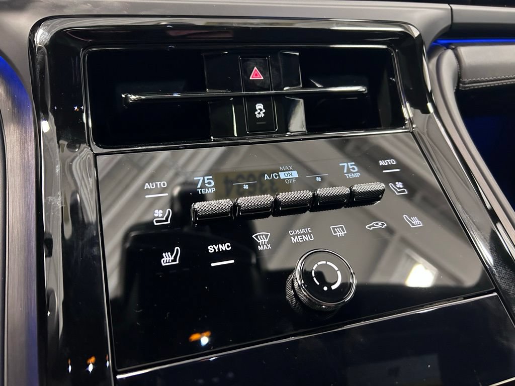 New 2026 Porsche Panamera 4 AWD/4WD image 22