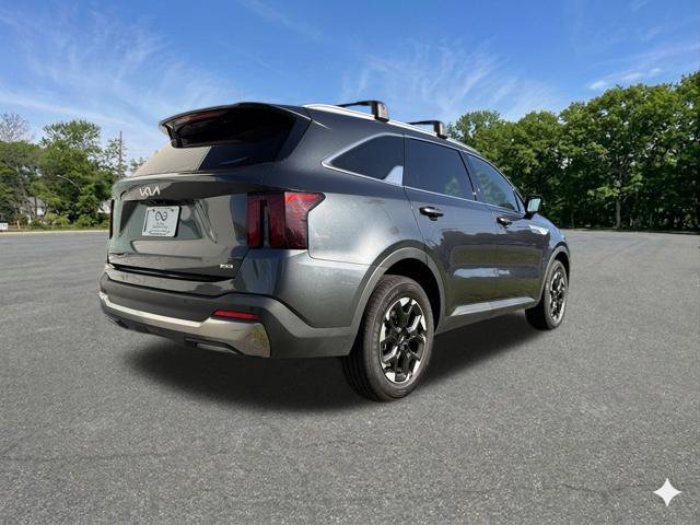 Used 2024 Kia Sorento S w/ Panoramic Sunroof Package AWD/4WD image 9