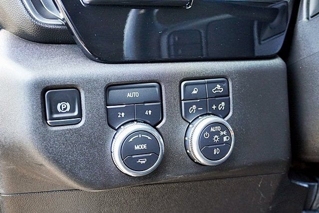 Used 2025 GMC Sierra 1500 SLT AWD/4WD image 38