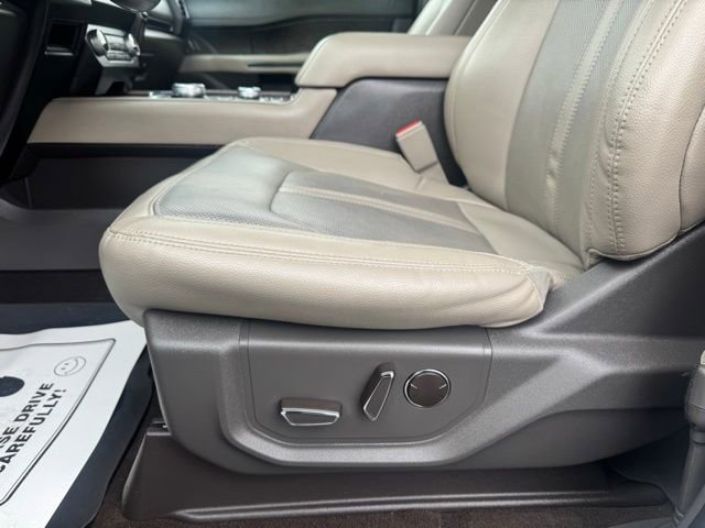 Used 2021 Ford Expedition Max Limited AWD/4WD image 25