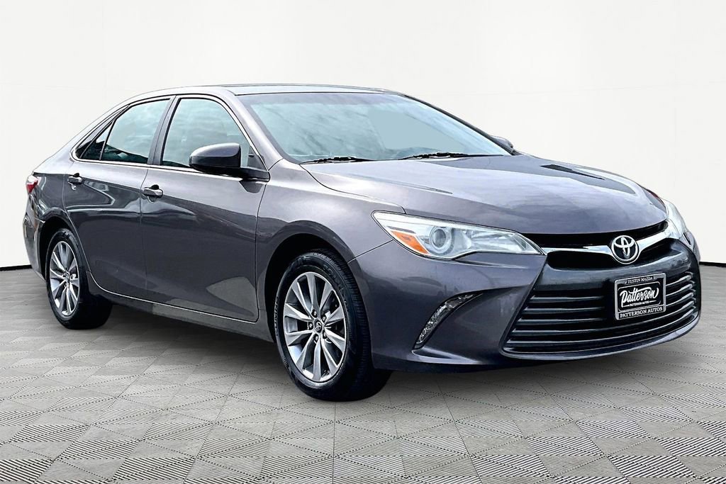 Used 2017 Toyota Camry XLE FWD image 5