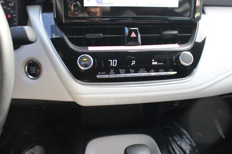 Used 2024 Toyota Corolla SE image 18