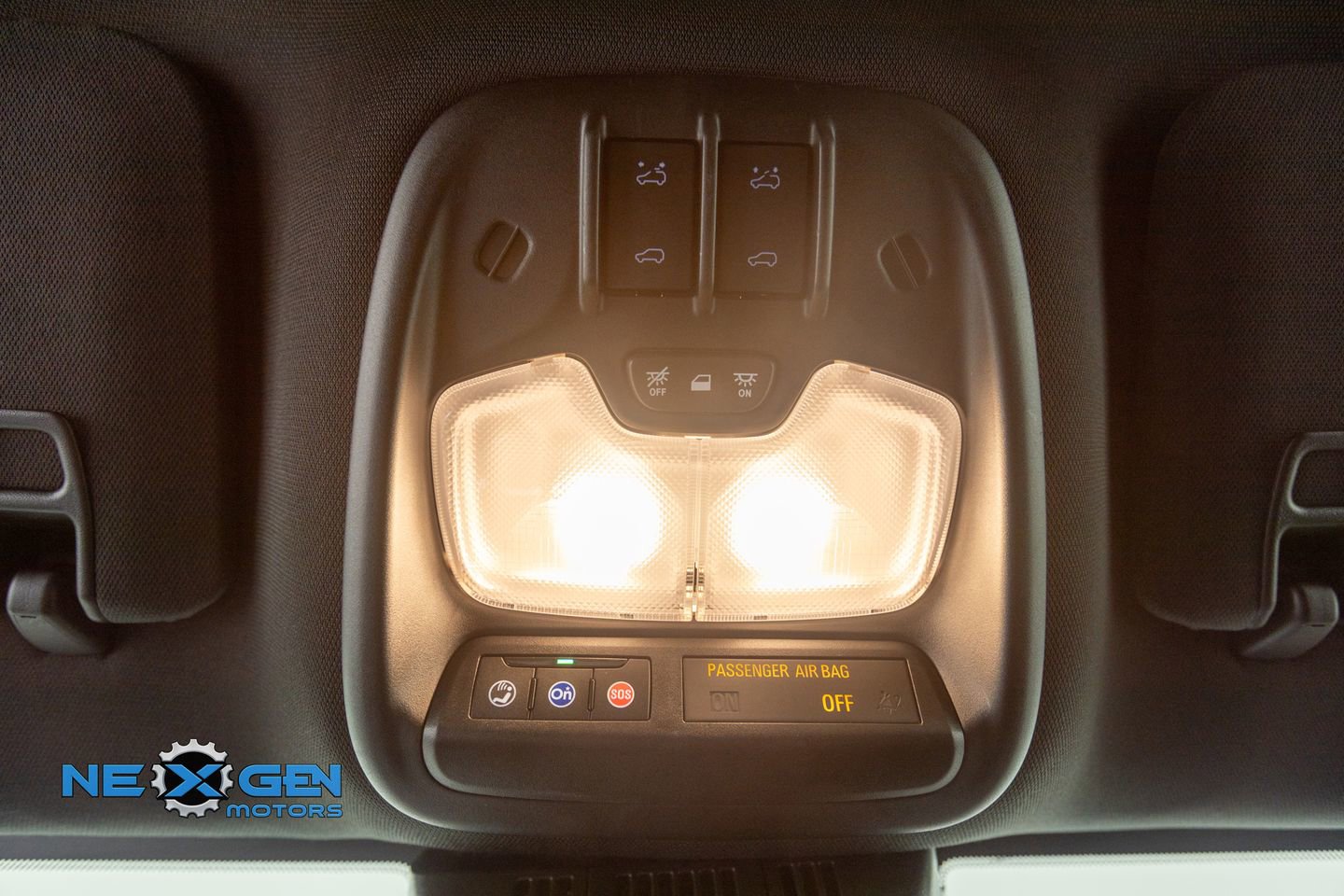 Used 2024 Chevrolet Colorado Z71 w/ Z71 Convenience Package 2 AWD/4WD image 20