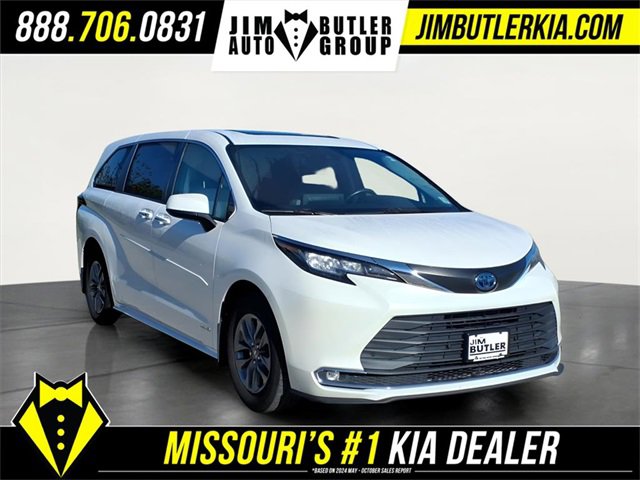 Used 2021 Toyota Sienna XLE image 36