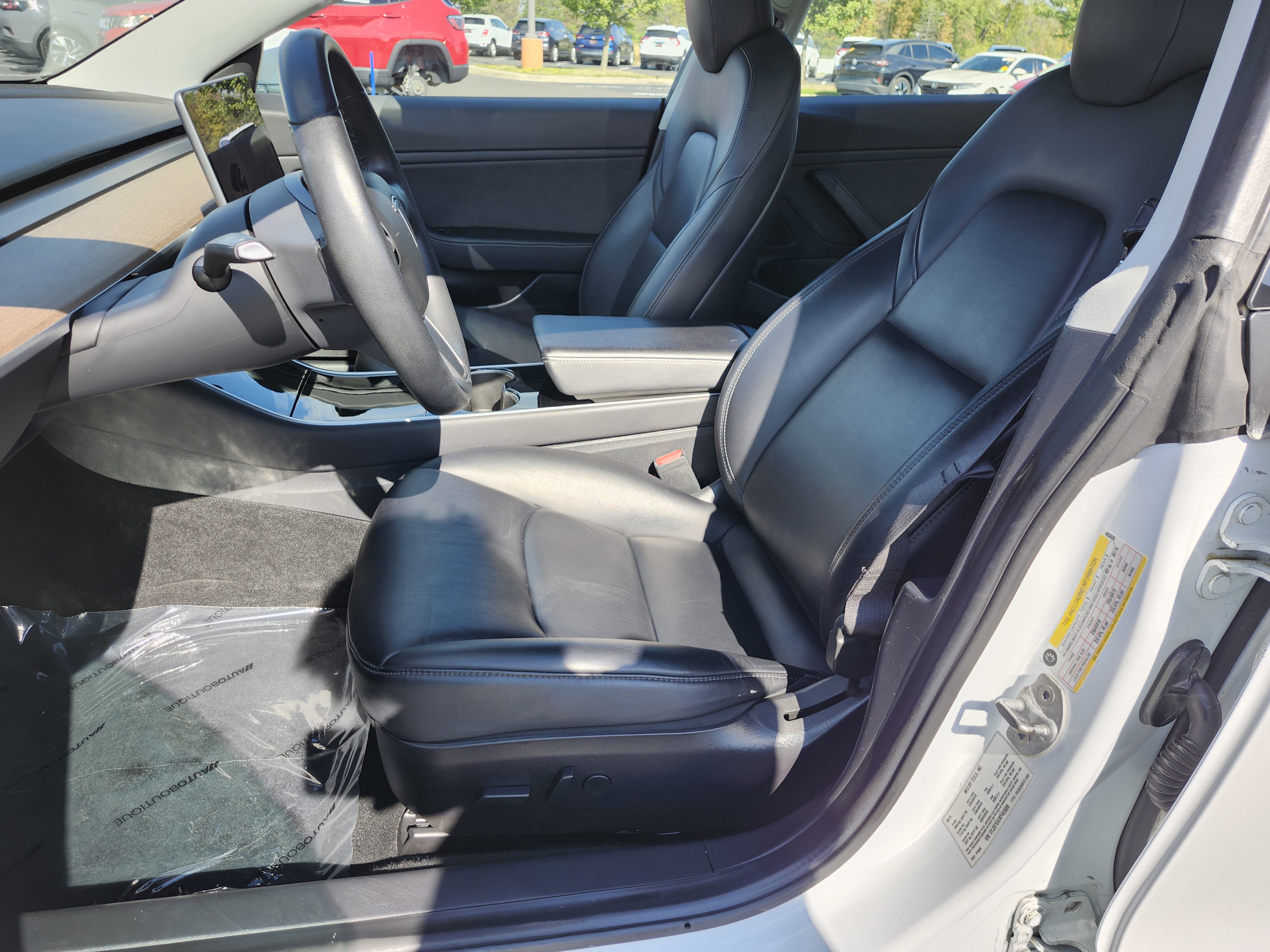 Used 2019 Tesla Model 3 Standard Range Plus image 16