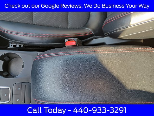 Used 2025 Ford Escape ST-Line Select AWD/4WD image 29