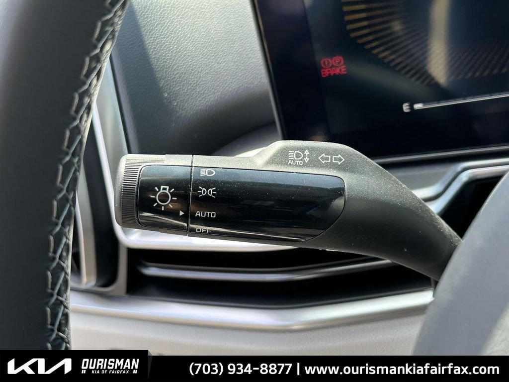 New 2025 Kia Sorento S w/ Panoramic Sunroof Package image 16