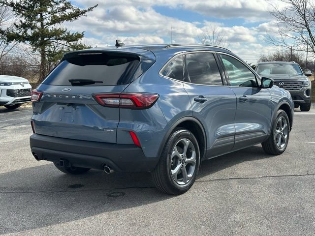 Used 2025 Ford Escape ST-Line Elite w/ Tech Pack #2 image 7